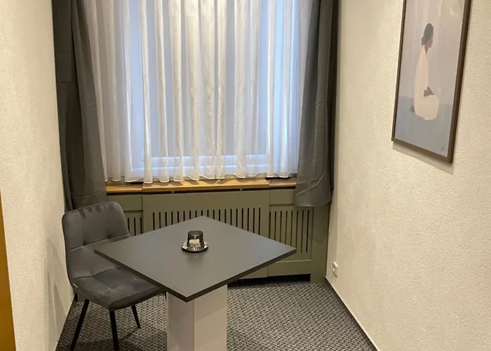 Гостевой дом Und Bernburger Point 3*